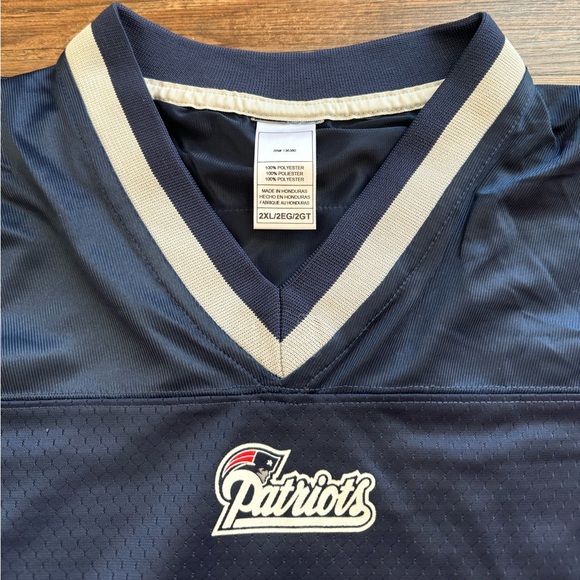 NWOT - New England Patriots NFL Jerseys - Picture 3 of 10